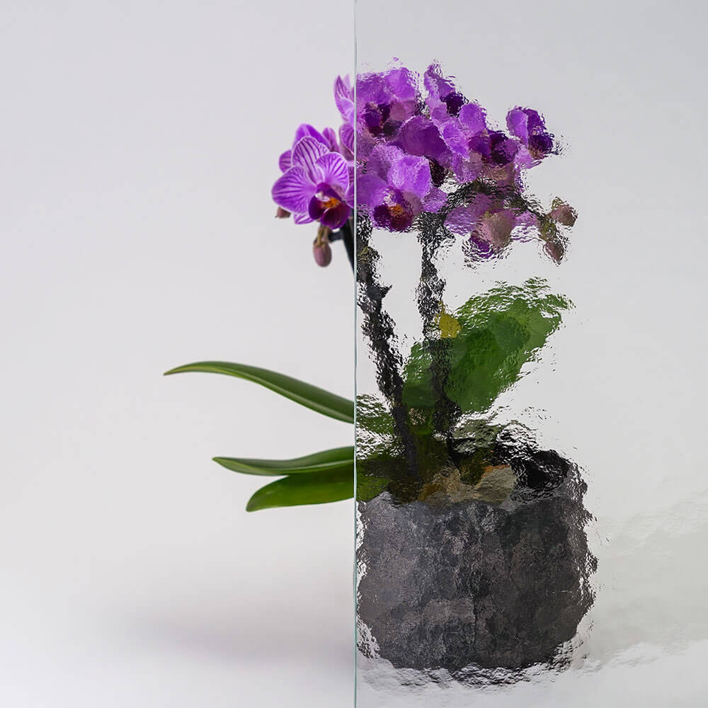 Ornamentglas Katherdar weiß